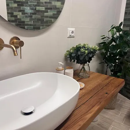 Sisters Bed and Breakfast Μπάρι