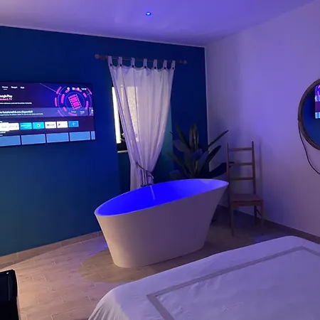 Sisters Bed & Breakfast 3*