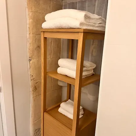 Sisters Bed & Breakfast 3*