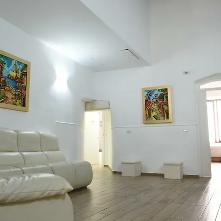 Sisters Bed & Breakfast